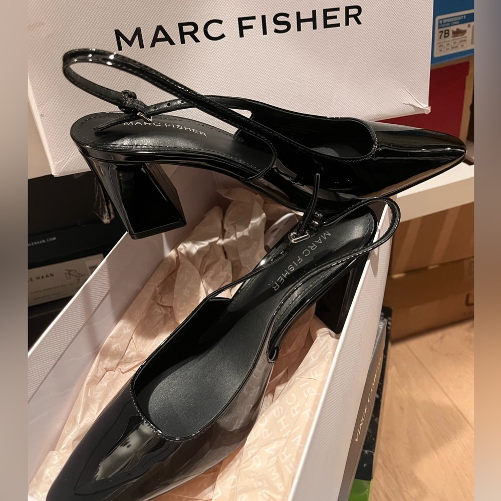 Black Patent Slingback Block Heels - Picture 4 of 7